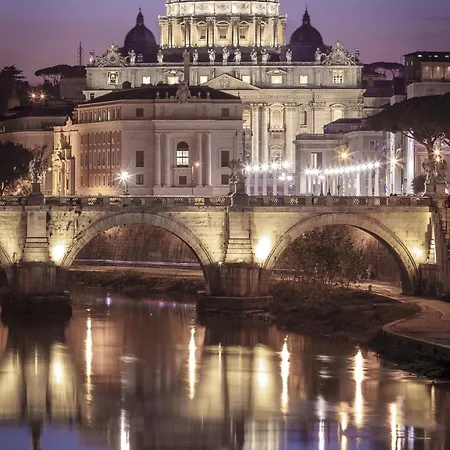 Apartment Close To The Coloseum, 2 Minutes Walk From Metro A