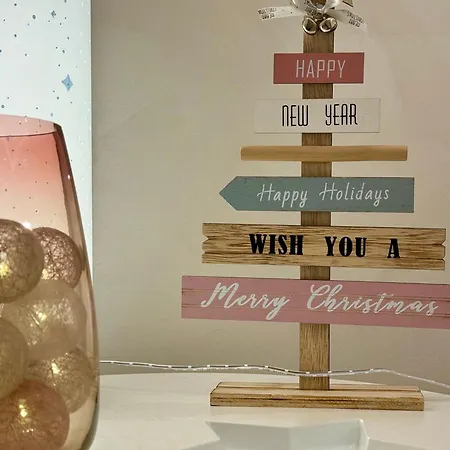 Close To The Coloseum, 2 Minutes Walk From Metro A